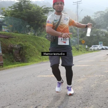 Runner Photo 9047297