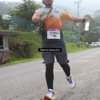 Runner Photo 9047298