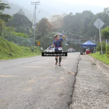 Runner Photo 9047299