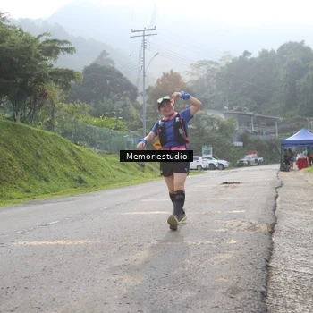 Runner Photo 9047303