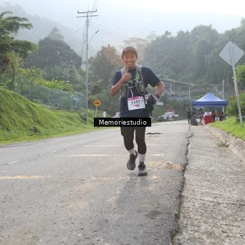 Runner Photo 9047310
