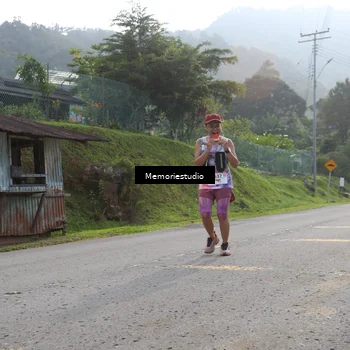 Runner Photo 9047322