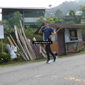Runner Photo 9047336