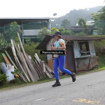 Runner Photo 9047345