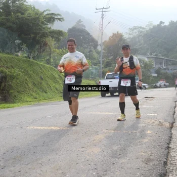 Runner Photo 9047352