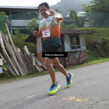 Runner Photo 9047358