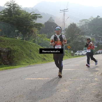 Runner Photo 9047374