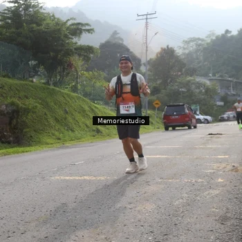 Runner Photo 9047384