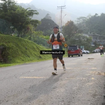 Runner Photo 9047385