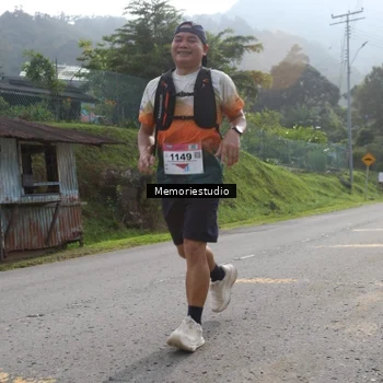 Runner Photo 9047388