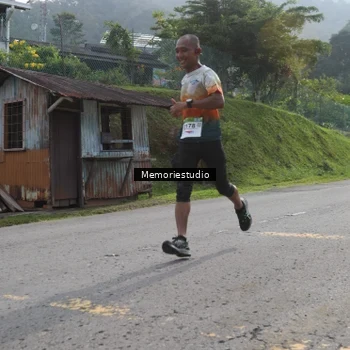 Runner Photo 9047393