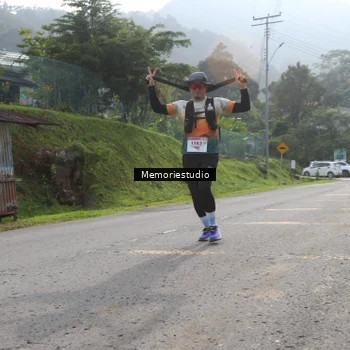 Runner Photo 9047410