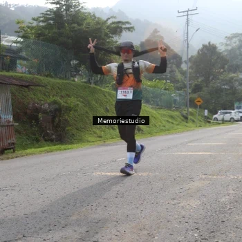 Runner Photo 9047411
