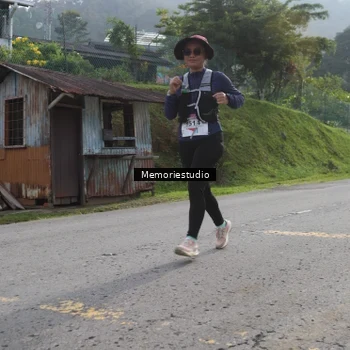 Runner Photo 9047415