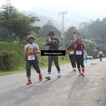 Runner Photo 9047422