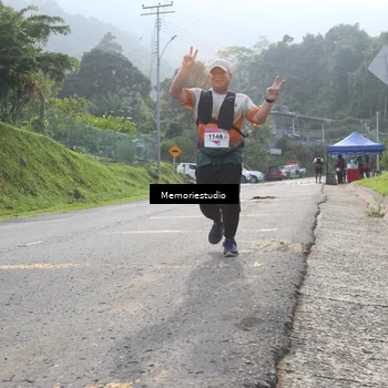Runner Photo 9047426