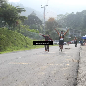 Runner Photo 9047433