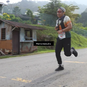 Runner Photo 9047436