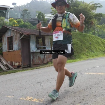 Runner Photo 9047446