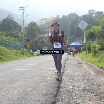 Runner Photo 9047450