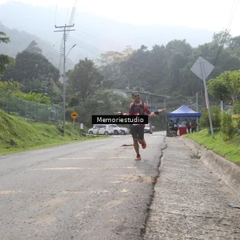 Runner Photo 9047456