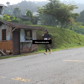 Runner Photo 9047465