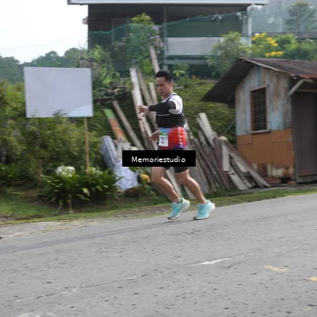 Runner Photo 9047474