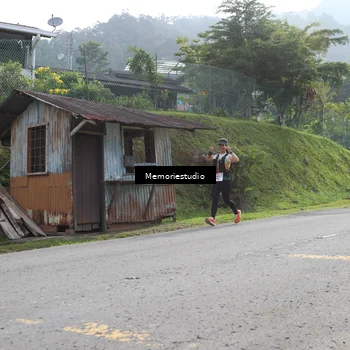 Runner Photo 9047480