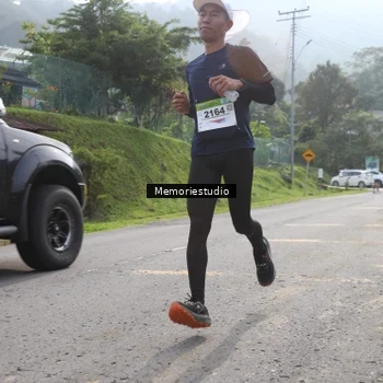 Runner Photo 9047497