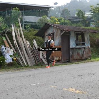 Runner Photo 9047499