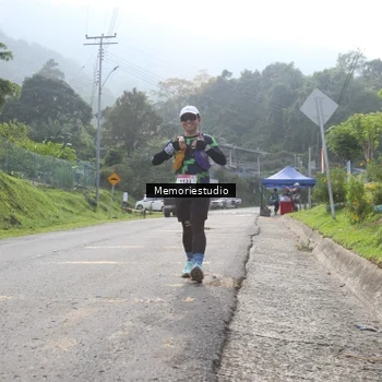Runner Photo 9047501