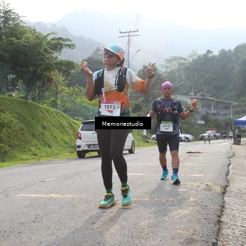 Runner Photo 9047538