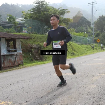Runner Photo 9047549