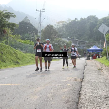 Runner Photo 9047550