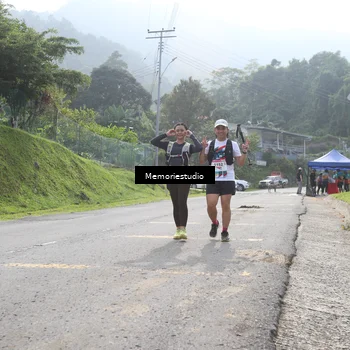 Runner Photo 9047554