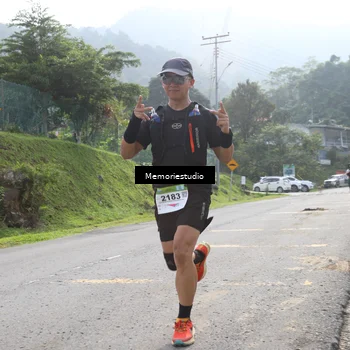 Runner Photo 9047573