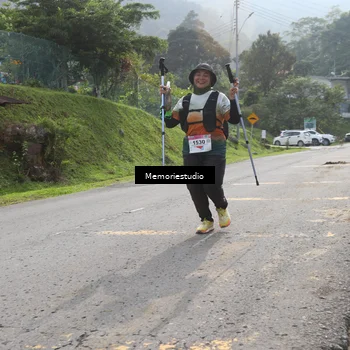 Runner Photo 9047574