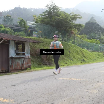 Runner Photo 9047580
