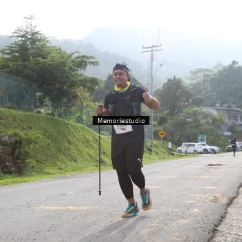 Runner Photo 9047587