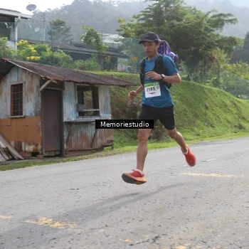 Runner Photo 9047596