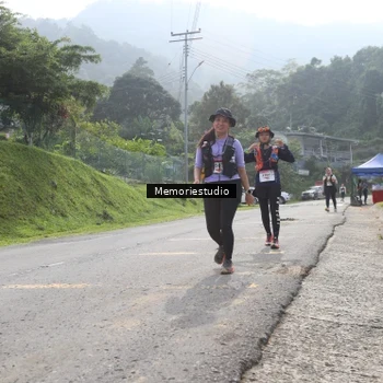 Runner Photo 9047598