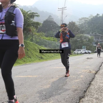 Runner Photo 9047604