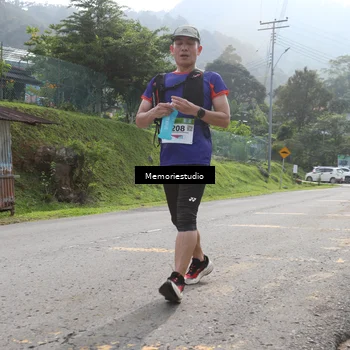 Runner Photo 9047642