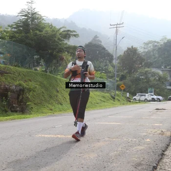 Runner Photo 9047660