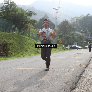 Runner Photo 9047667