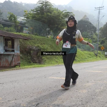 Runner Photo 9047668