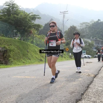 Runner Photo 9047698