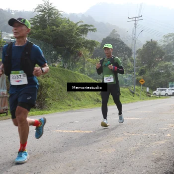 Runner Photo 9047714