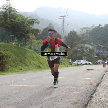 Runner Photo 9047727