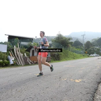 Runner Photo 9047742